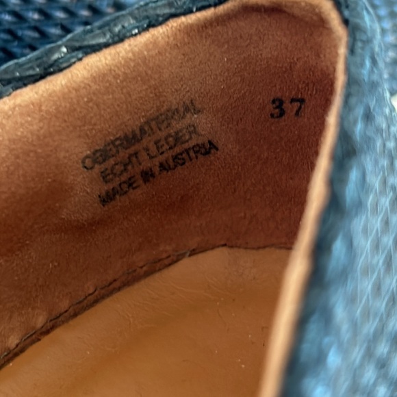 Paul Green •  Layla Leather Espadrille Flats in Black Size 8 US / 37 EU / 5.5 UK - Picture 9 of 15